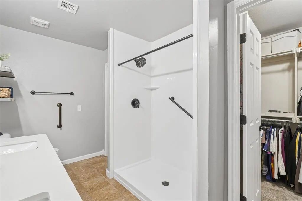Photo 23 — 4229 Syracuse Street, Moore, OK 73160