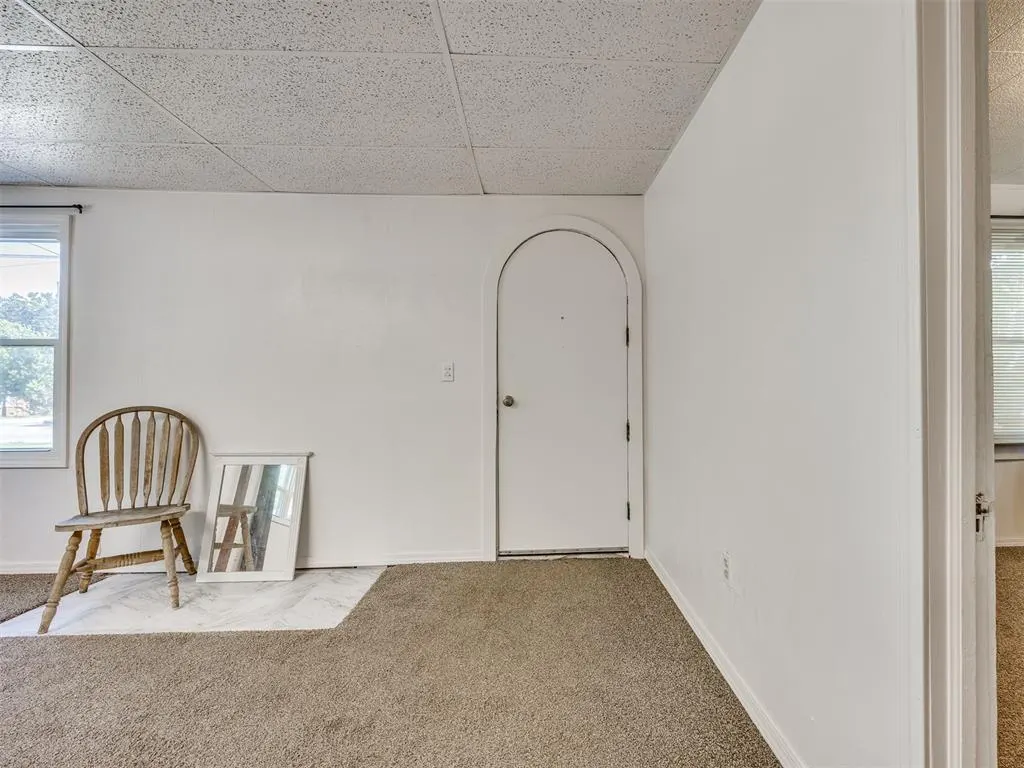 Photo 2 — 605 S Sooner Road, Del City, OK 73115