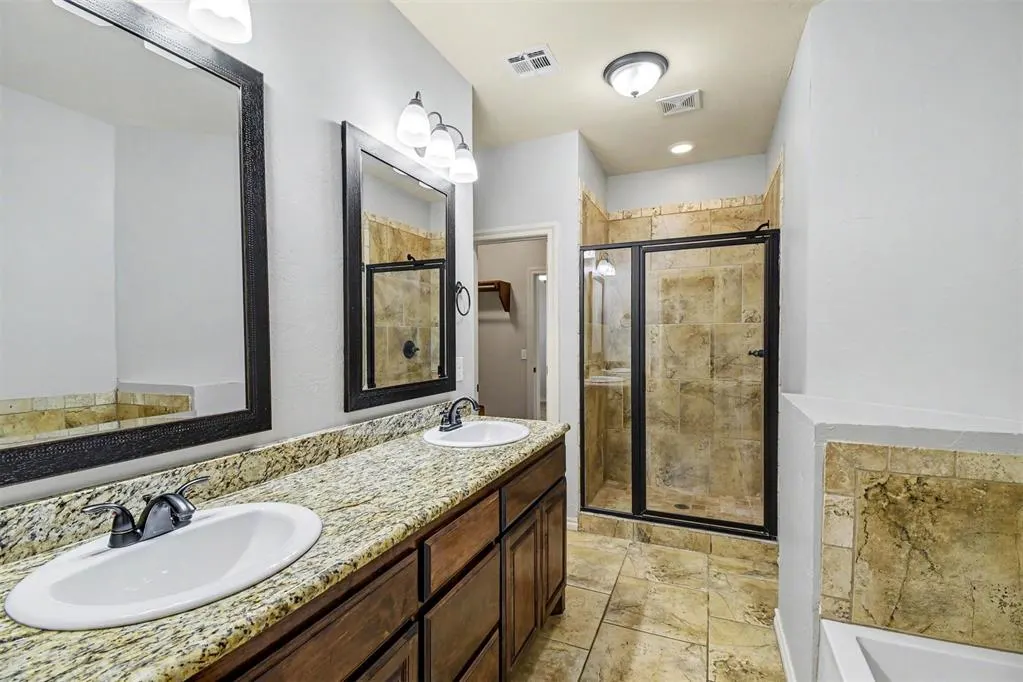 Photo 11 — 7236 NW 145th Street, Oklahoma City, OK 73142