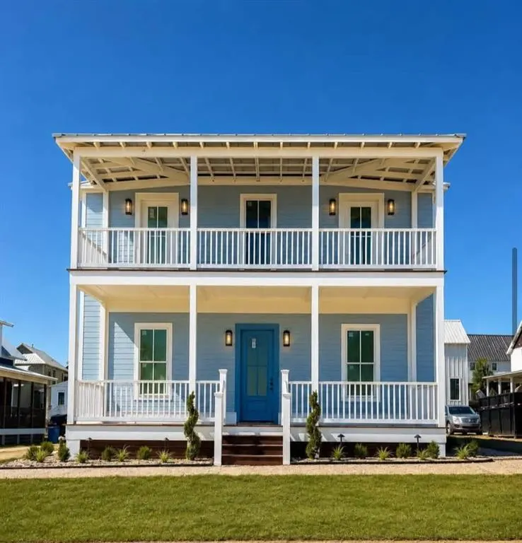 Front exterior — 40 Hill Street A Street, Carlton Landing, OK 74432