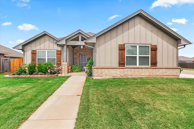 Front exterior — 3601 Shutter Ridge Drive, Yukon, OK 73099