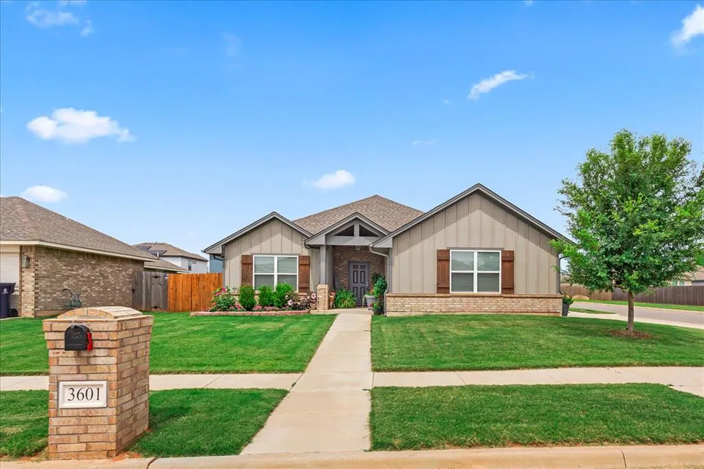Photo 2 — 3601 Shutter Ridge Drive, Yukon, OK 73099
