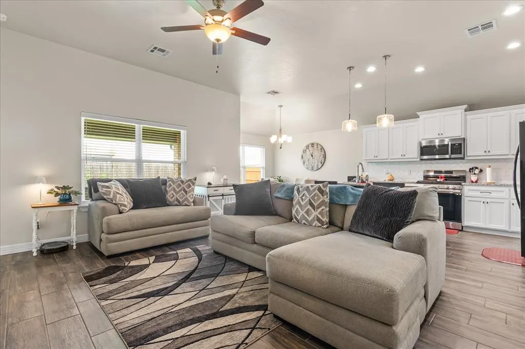 Photo 9 — 3601 Shutter Ridge Drive, Yukon, OK 73099