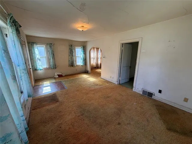 Photo 5 — 525 SW 35th Street, Oklahoma City, OK 73109