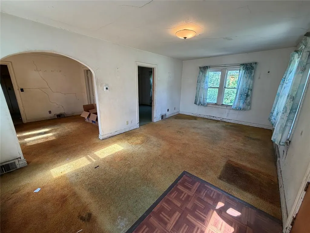 Photo 6 — 525 SW 35th Street, Oklahoma City, OK 73109