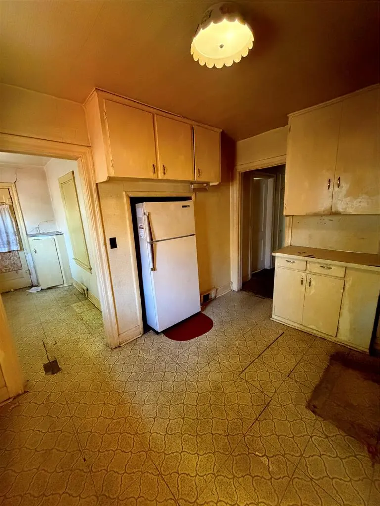 Photo 9 — 525 SW 35th Street, Oklahoma City, OK 73109