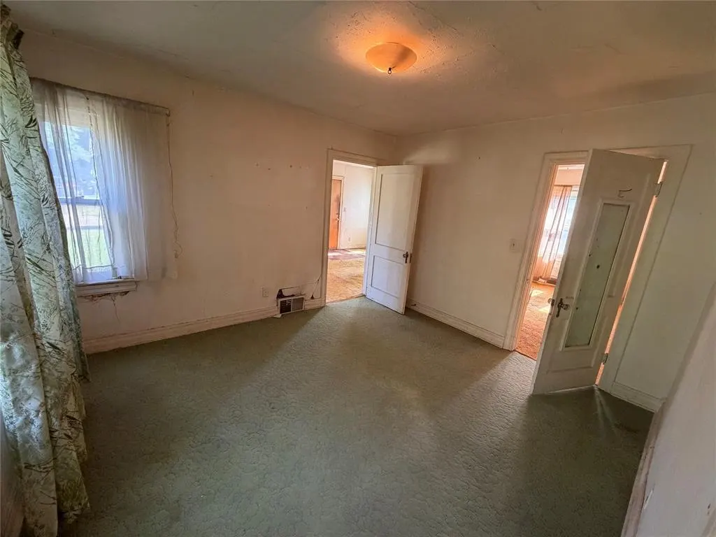 Photo 19 — 525 SW 35th Street, Oklahoma City, OK 73109