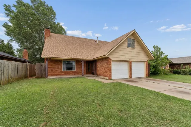 Photo 3 — 5525 Keith Drive, Oklahoma City, OK 73135