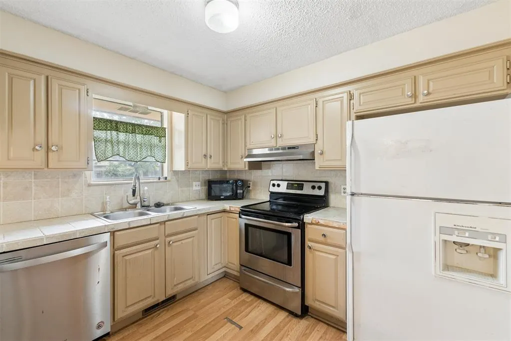 Photo 12 — 5525 Keith Drive, Oklahoma City, OK 73135