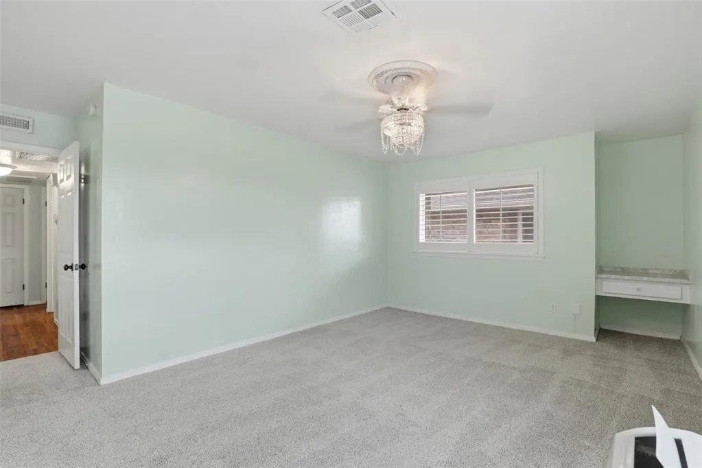 Photo 17 — 6728 N Meridian Avenue C, Oklahoma City, OK 73116