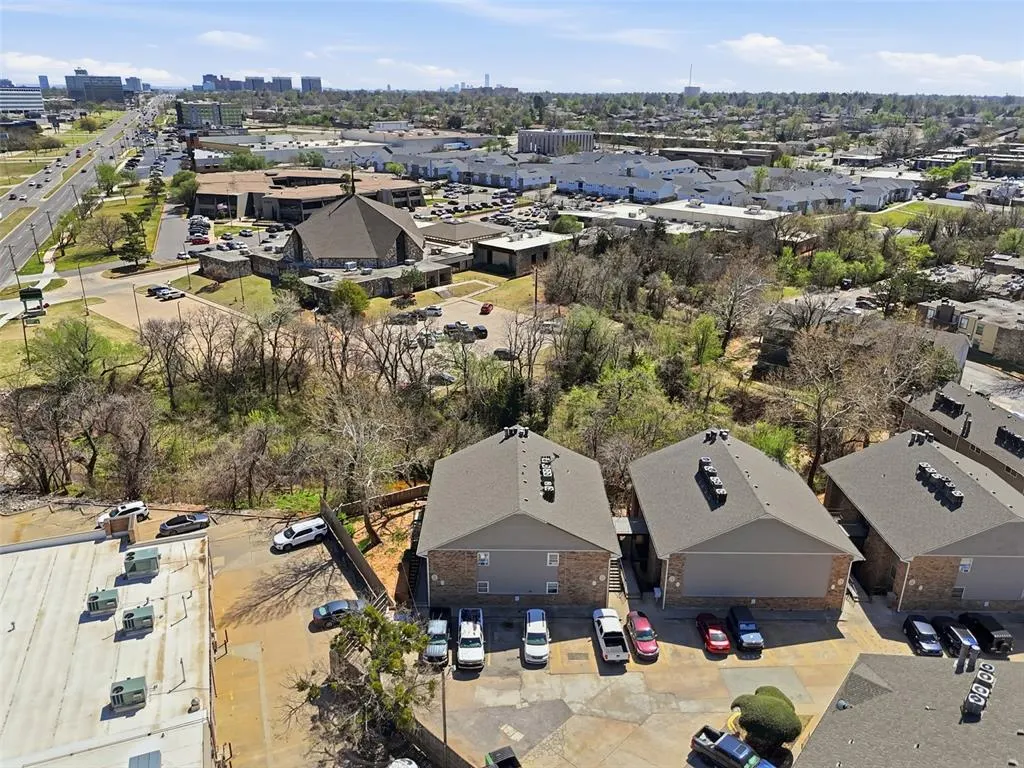 Photo 28 — 6728 N Meridian Avenue C, Oklahoma City, OK 73116