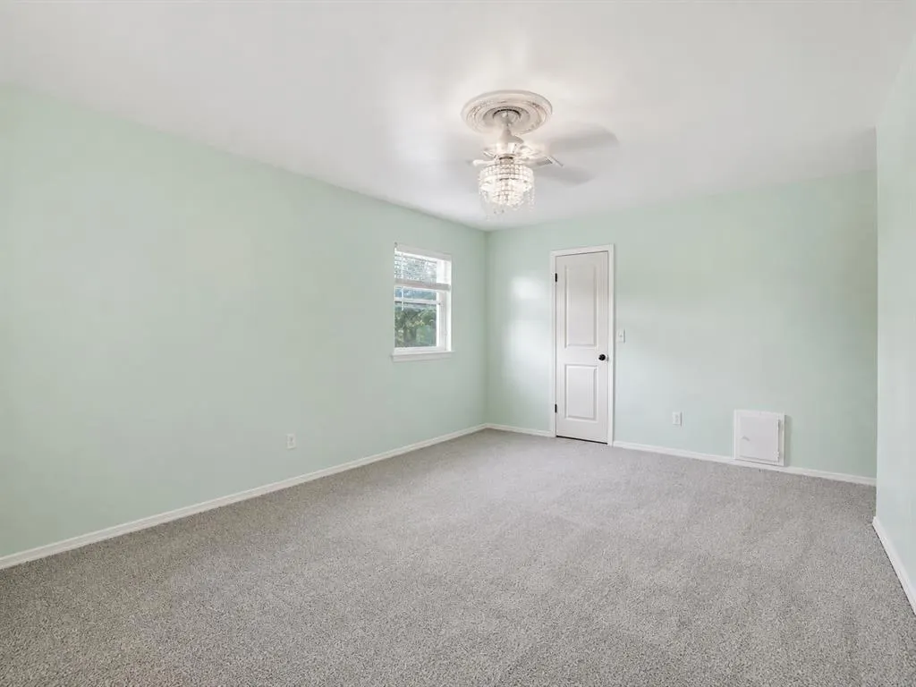 Photo 16 — 6728 N Meridian Avenue C, Oklahoma City, OK 73116