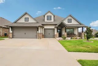 Sold home at 9205 NW 91st Street