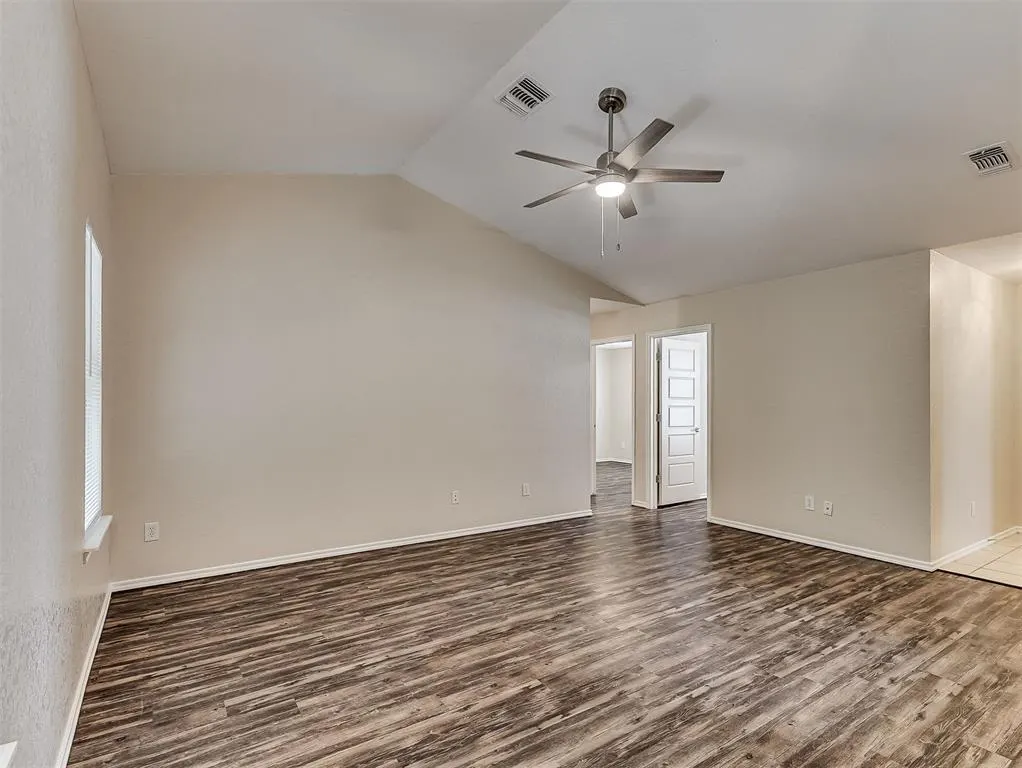 Photo 7 — 4308 SE 87th Street, Oklahoma City, OK 73135