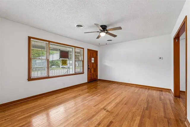 Photo 8 — 1129 N McKinley Avenue, Shawnee, OK 74801