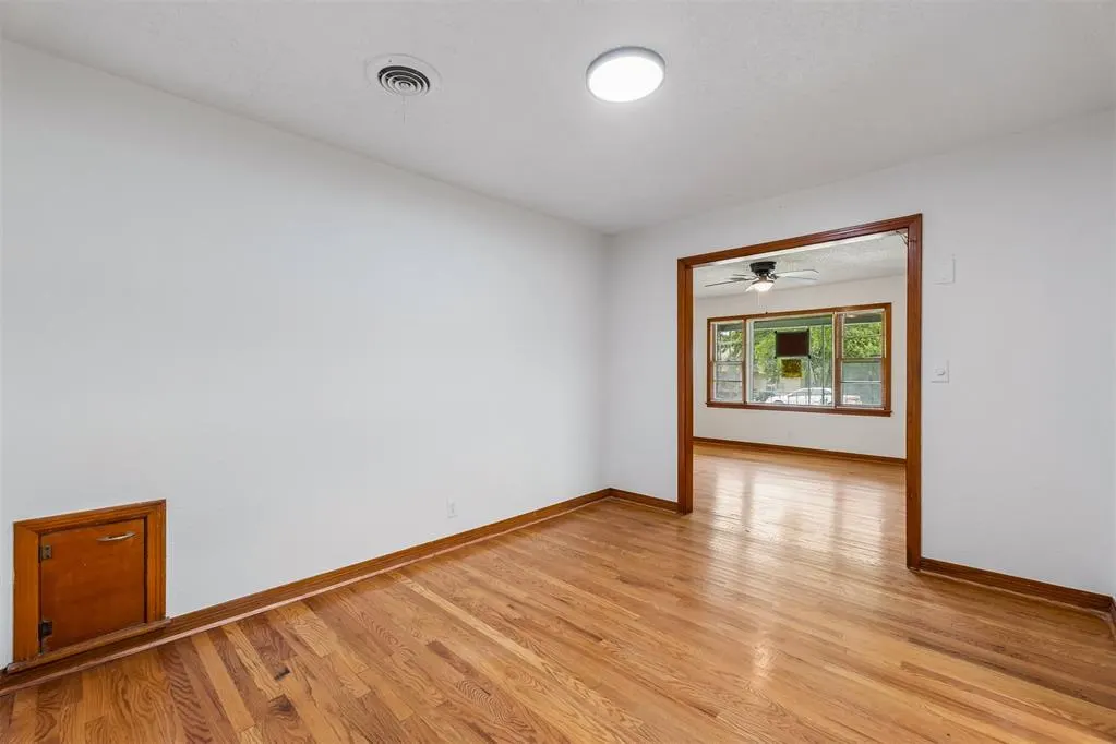 Photo 11 — 1129 N McKinley Avenue, Shawnee, OK 74801