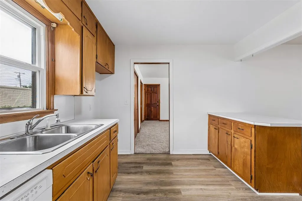 Photo 15 — 1129 N McKinley Avenue, Shawnee, OK 74801
