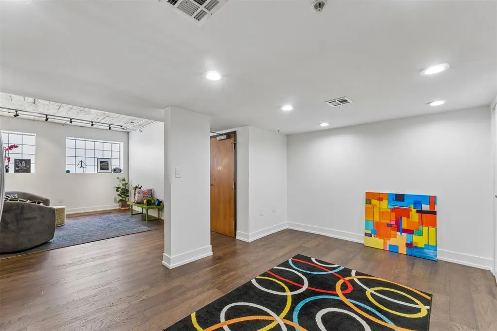 Photo 17 — 1209 N Harvey Avenue 101, Oklahoma City, OK 73103