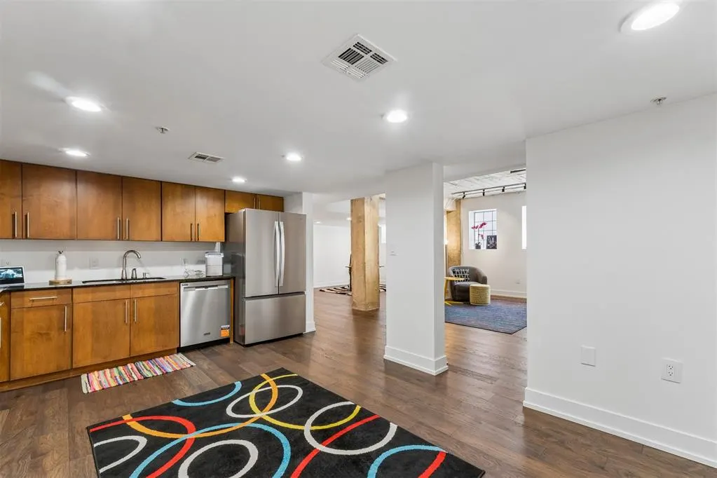 Photo 18 — 1209 N Harvey Avenue 101, Oklahoma City, OK 73103