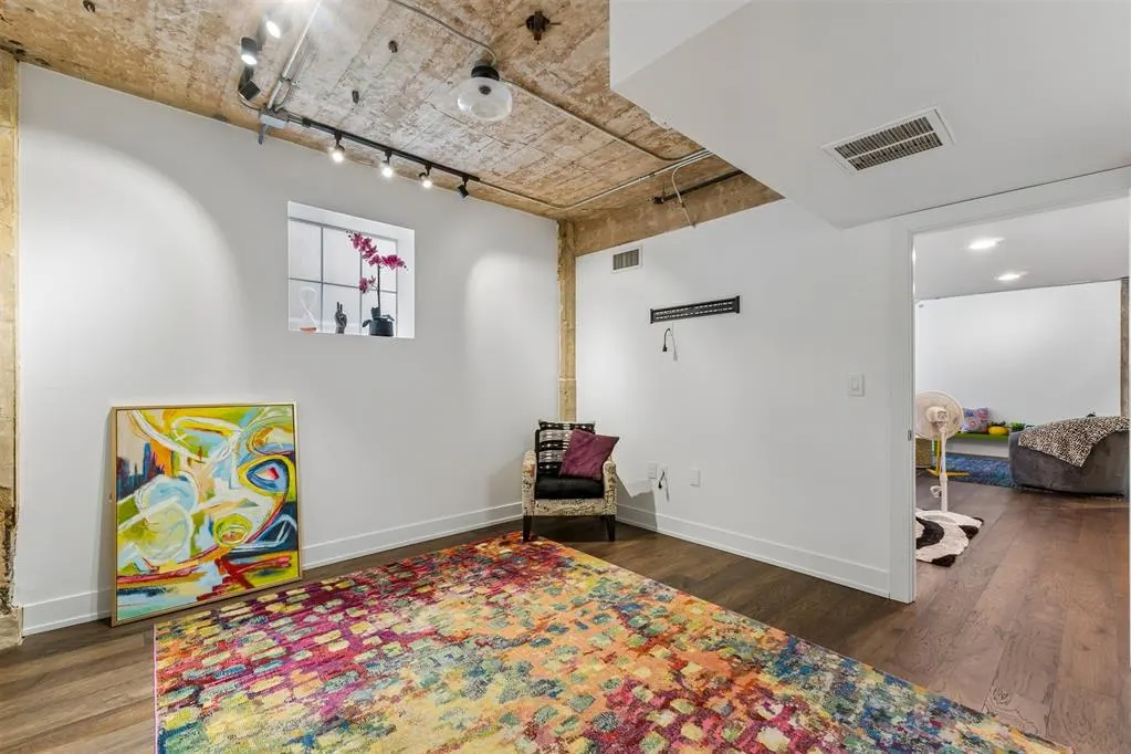 Photo 29 — 1209 N Harvey Avenue 101, Oklahoma City, OK 73103