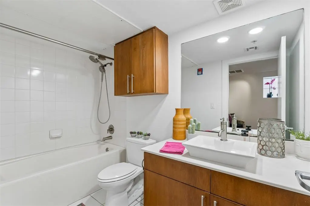 Photo 32 — 1209 N Harvey Avenue 101, Oklahoma City, OK 73103