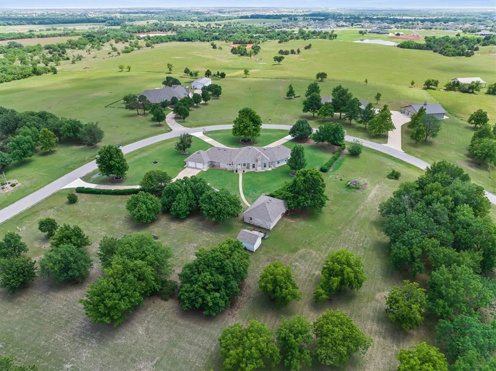 Photo 49 — 4201 Saint Croix Drive, Edmond, OK 73025