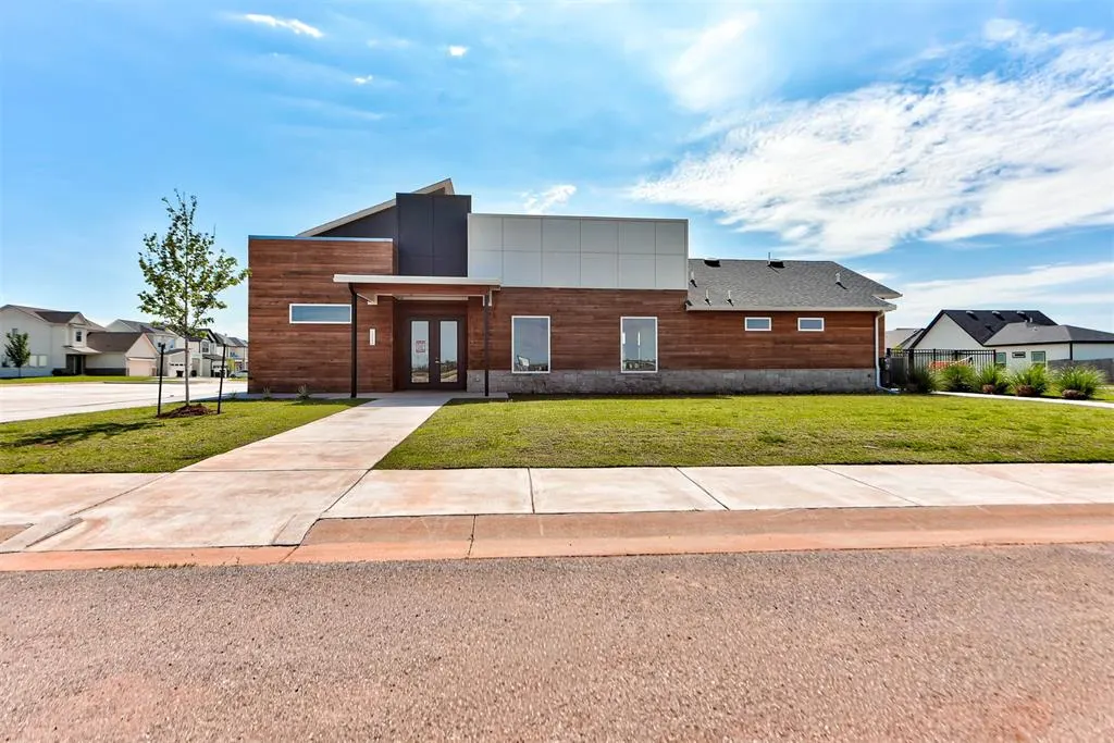 Photo 41 — 2529 NW 129th Street, Oklahoma City, OK 73120