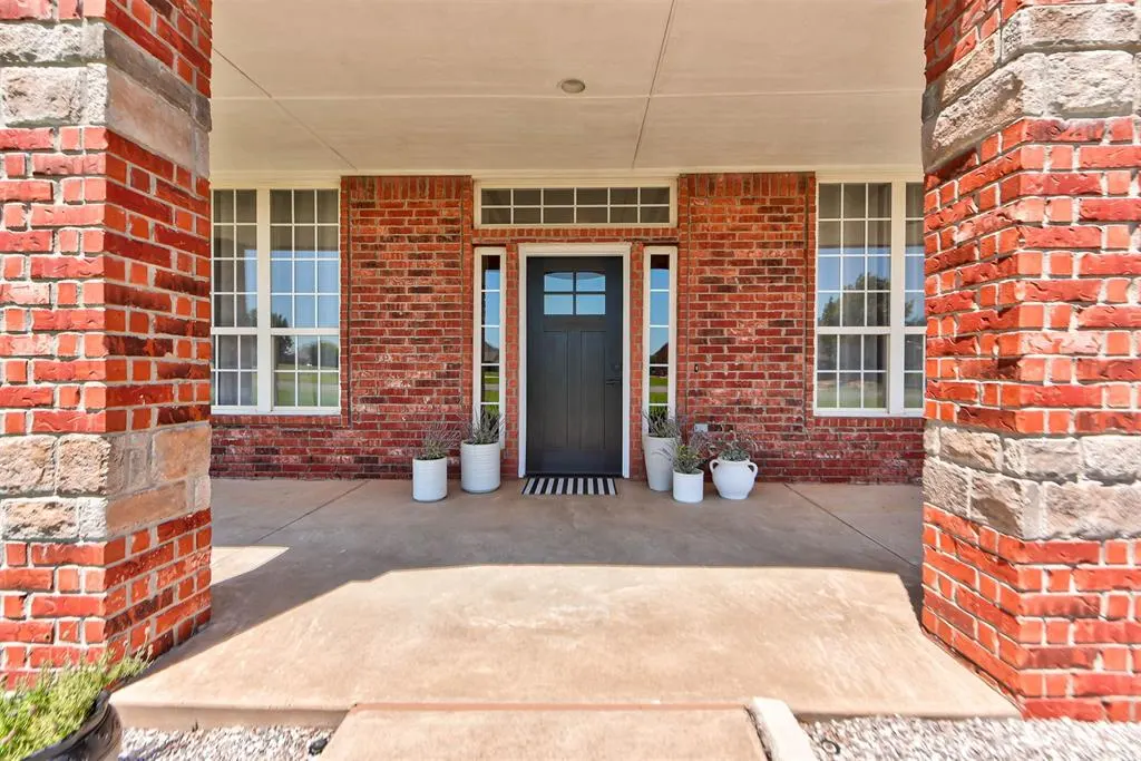 Photo 5 — 10501 Joseph Way, Yukon, OK 73099