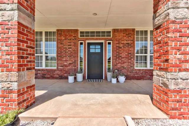 Photo 5 — 10501 Joseph Way, Yukon, OK 73099