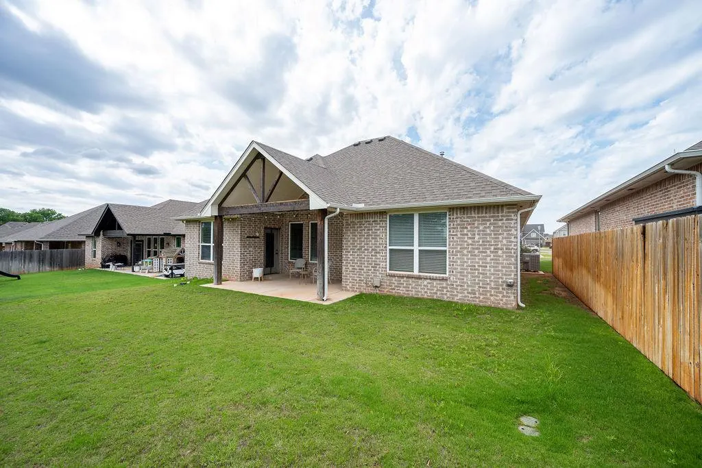 Photo 23 — 6296 NW 177th Street, Edmond, OK 73012