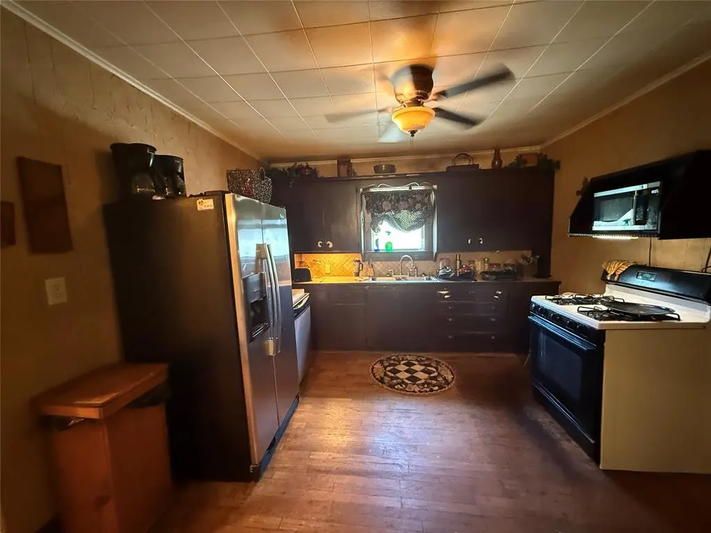 Photo 11 — 914 Jefferson Street, Seminole, OK 74868