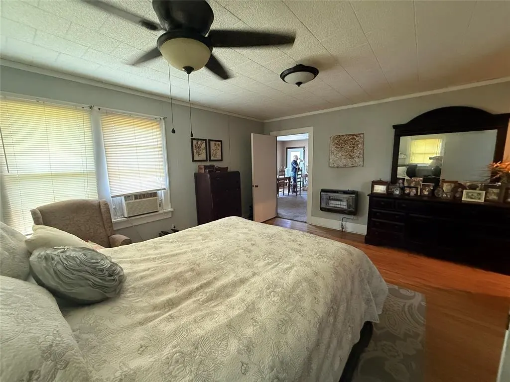 Photo 14 — 914 Jefferson Street, Seminole, OK 74868