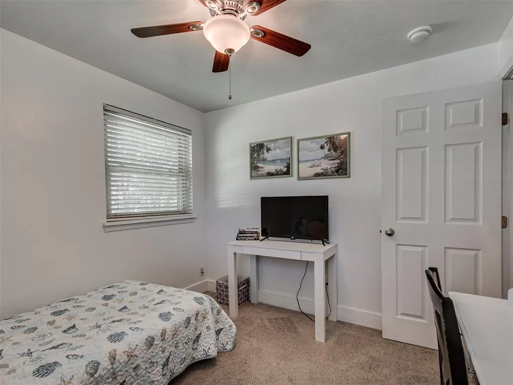 Photo 24 — 601 SW 9th Street, Moore, OK 73160