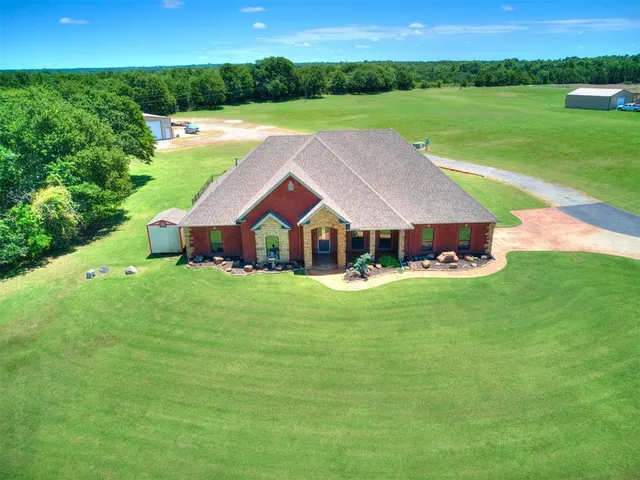 Photo 2 — 5101 Rustic Acres Trail, Noble, OK 73068