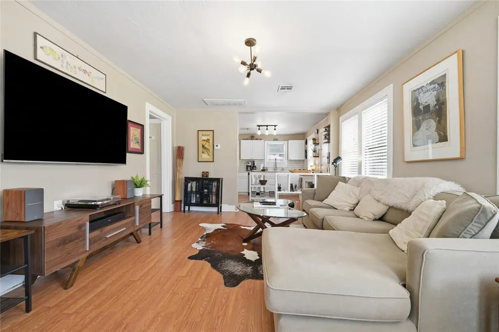 Photo 4 — 1237 NW 48th Street, Oklahoma City, OK 73118