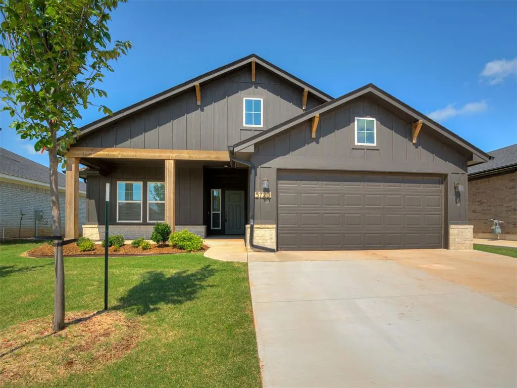 Front exterior — 3720 Alta Vista Drive, Norman, OK 73069