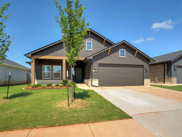 Photo 2 — 3720 Alta Vista Drive, Norman, OK 73069