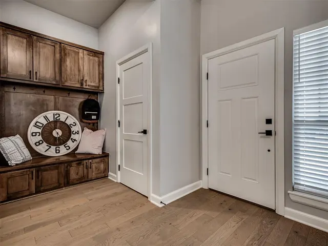 Photo 6 — 3720 Alta Vista Drive, Norman, OK 73069