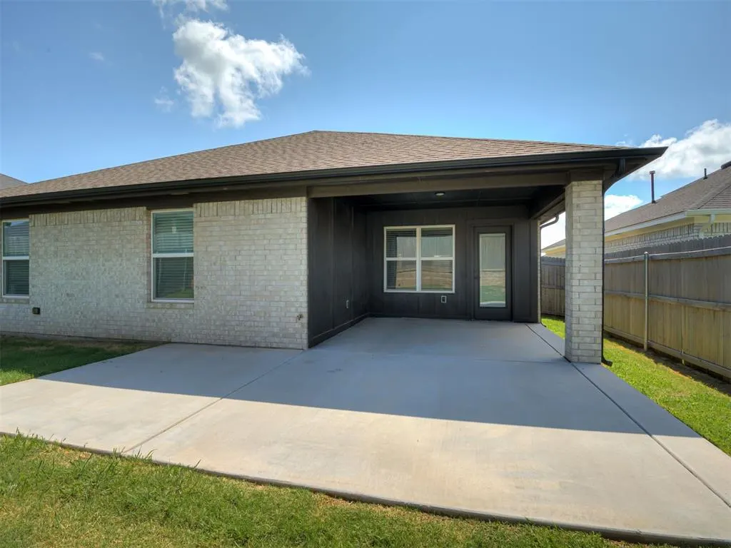 Photo 35 — 3720 Alta Vista Drive, Norman, OK 73069