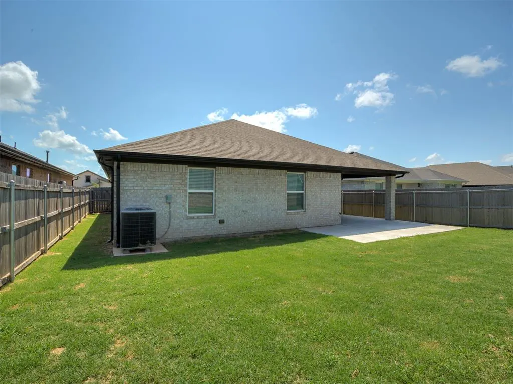 Photo 37 — 3720 Alta Vista Drive, Norman, OK 73069