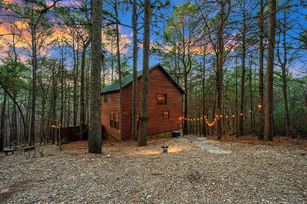 Photo 2 — 94 Treble Hook, Broken Bow, OK 74728