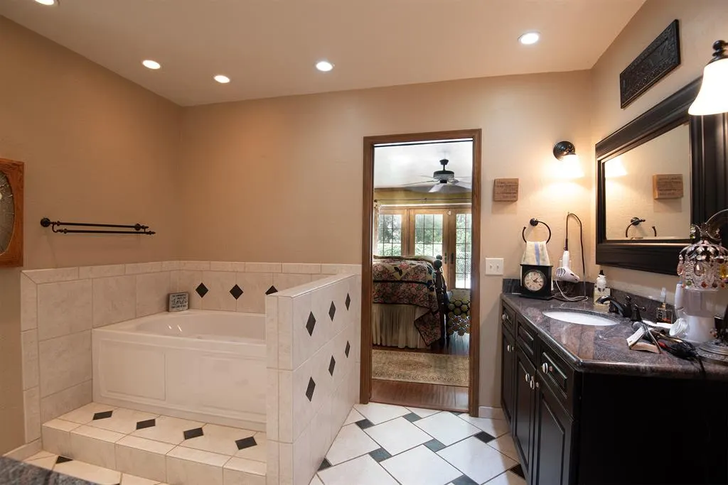 Photo 19 — 1109 N Terrace Drive, Weatherford, OK 73096