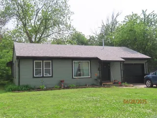 Sold home at 100 W Haddock Street
