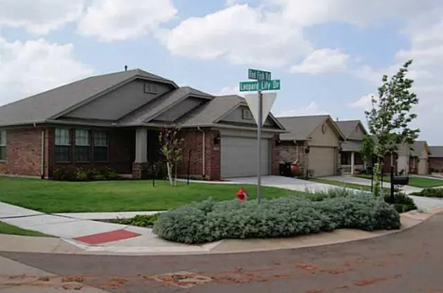 Photo 2 — 2700 Red Fish Rd, Norman, OK 73069