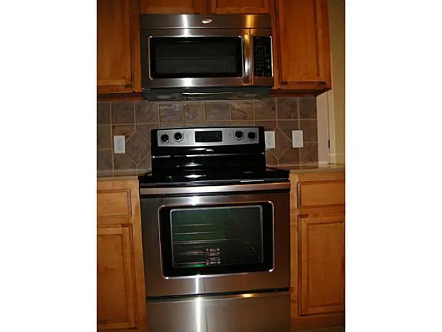 Photo 3 — 2700 Red Fish Rd, Norman, OK 73069
