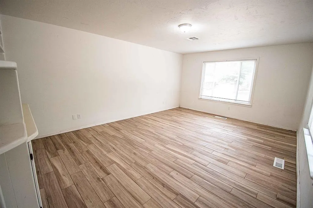Photo 5 — 123 N Grandview Street, Stillwater, OK 74075
