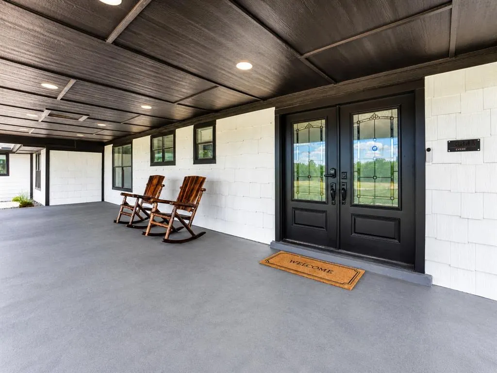 Photo 4 — 6484 NW Meers Porter Road, Lawton, OK 73507