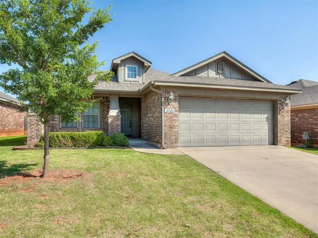 Front exterior — 2721 NW 189th Street, Edmond, OK 73012
