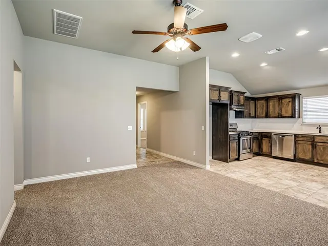 Photo 8 — 2721 NW 189th Street, Edmond, OK 73012
