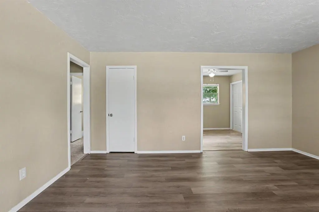 Photo 3 — 644 W Main Street, Moore, OK 73160